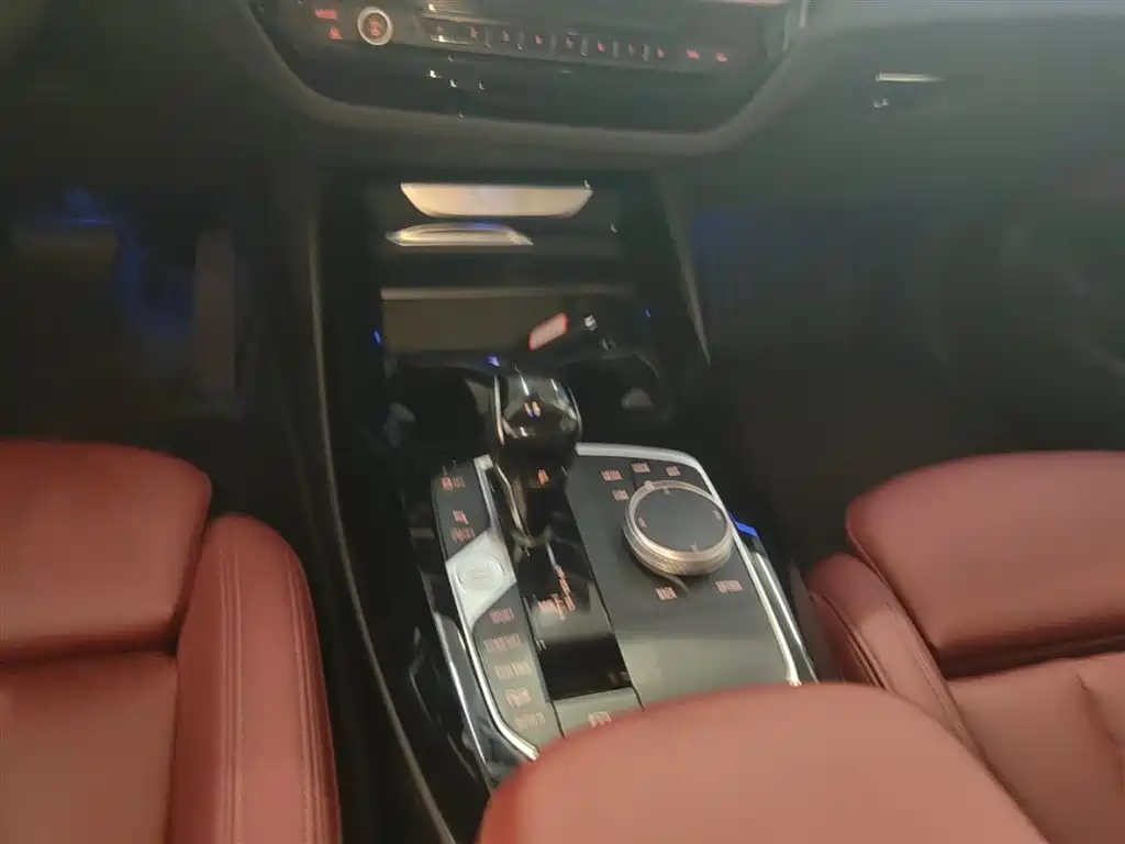 BMW X3 2022 facelift xDrive25i M sports package купить на сайте DeffCars