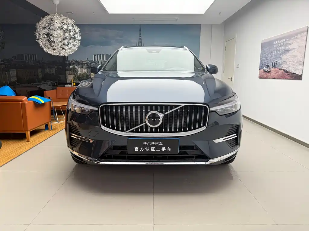 Volvo XC60 2025 B5 four-wheel drive Zhiyuan luxury version купить на сайте DeffCars