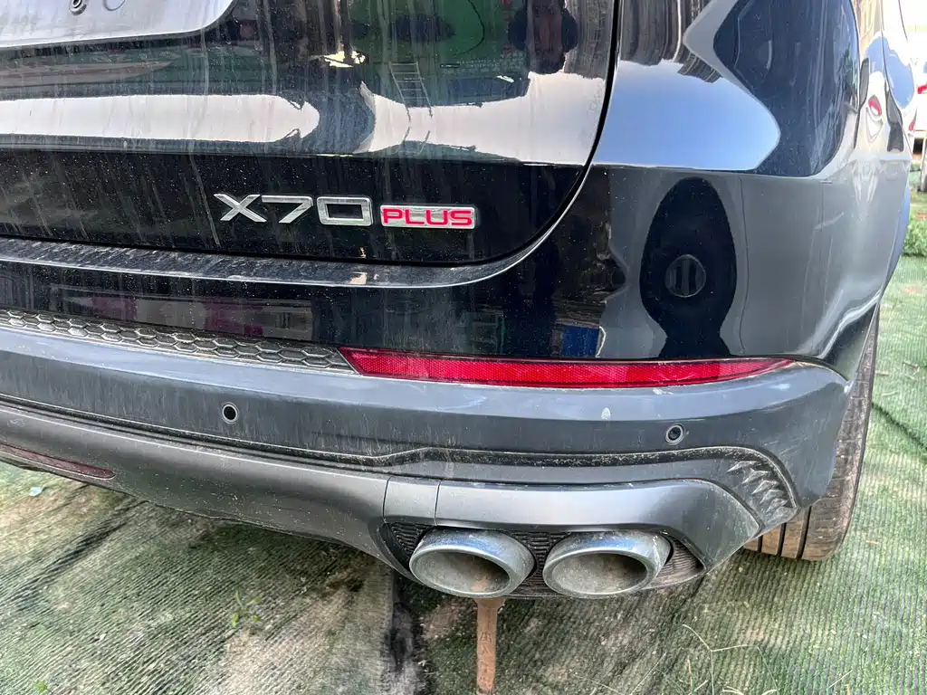 Jietu X70 PLUS 2024 Champion Edition 1.5T DCT Champion MAX 5-seater купить на сайте DeffCars