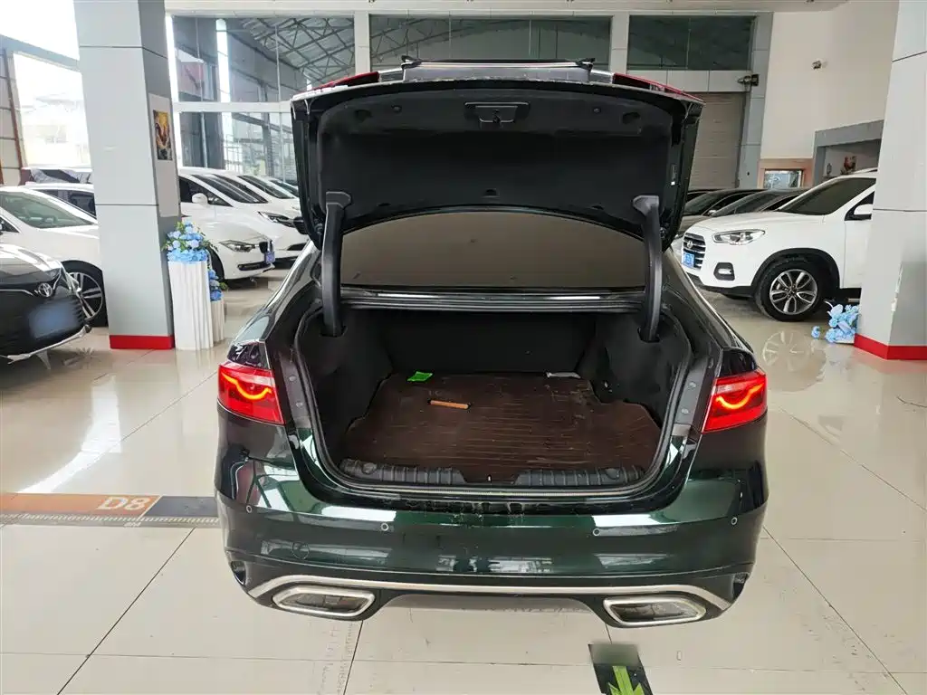 Jaguar XFL 2022 XFL 2.0T P200 2WD Elite Deluxe Edition купить на сайте DeffCars