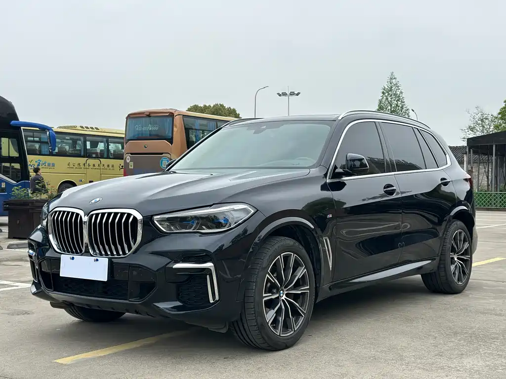 BMW X5 2022 xDrive 30Li Exclusive M Sports Package купить на сайте DeffCars
