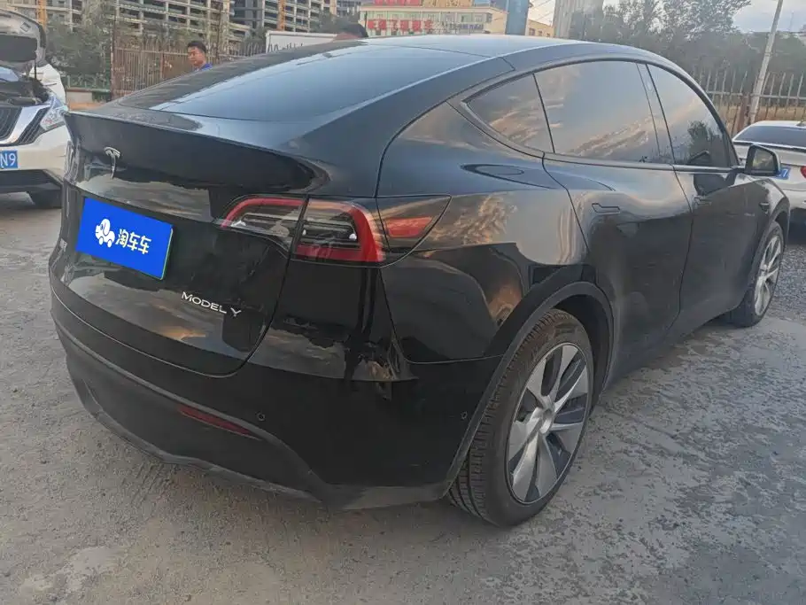 Model Y 2022 facelift rear-wheel drive version купить на сайте DeffCars
