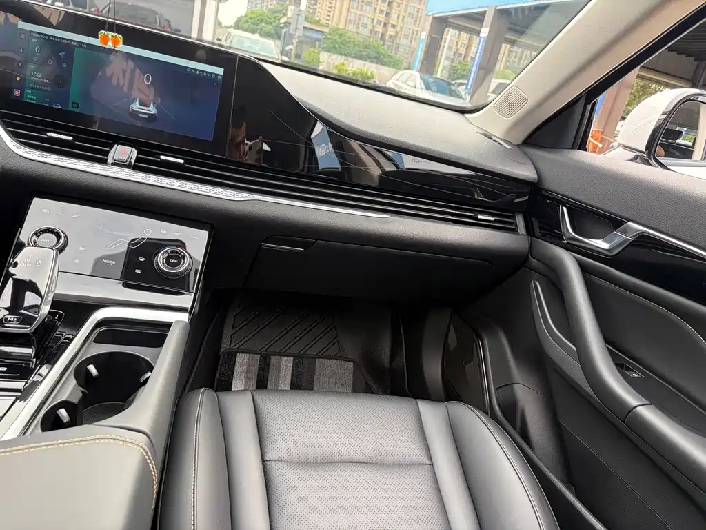 Bestune B70 2023 3rd Generation 1.5T Automatic Enjoyment Edition купить на сайте DeffCars
