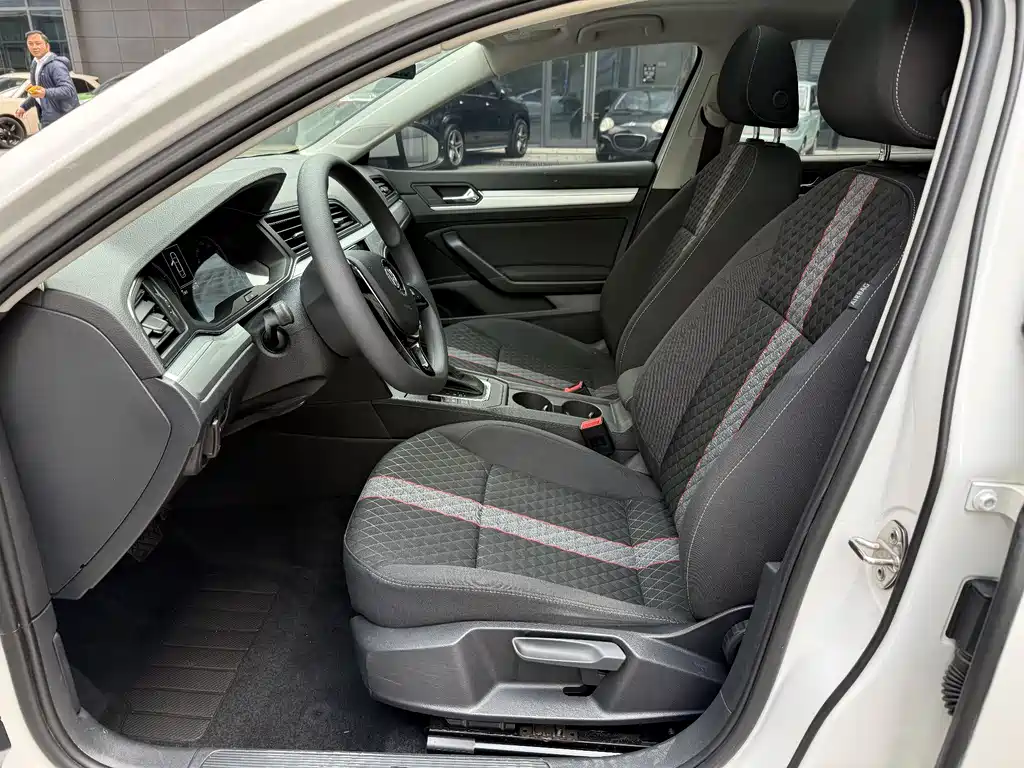 Lingdu 2021 230TSI DSG Fashion Edition купить на сайте DeffCars