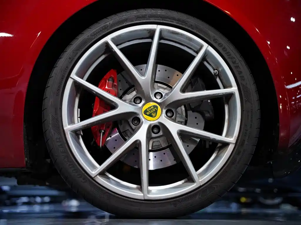 EMIRA 2021 2.0T DCT First Edition купить на сайте DeffCars
