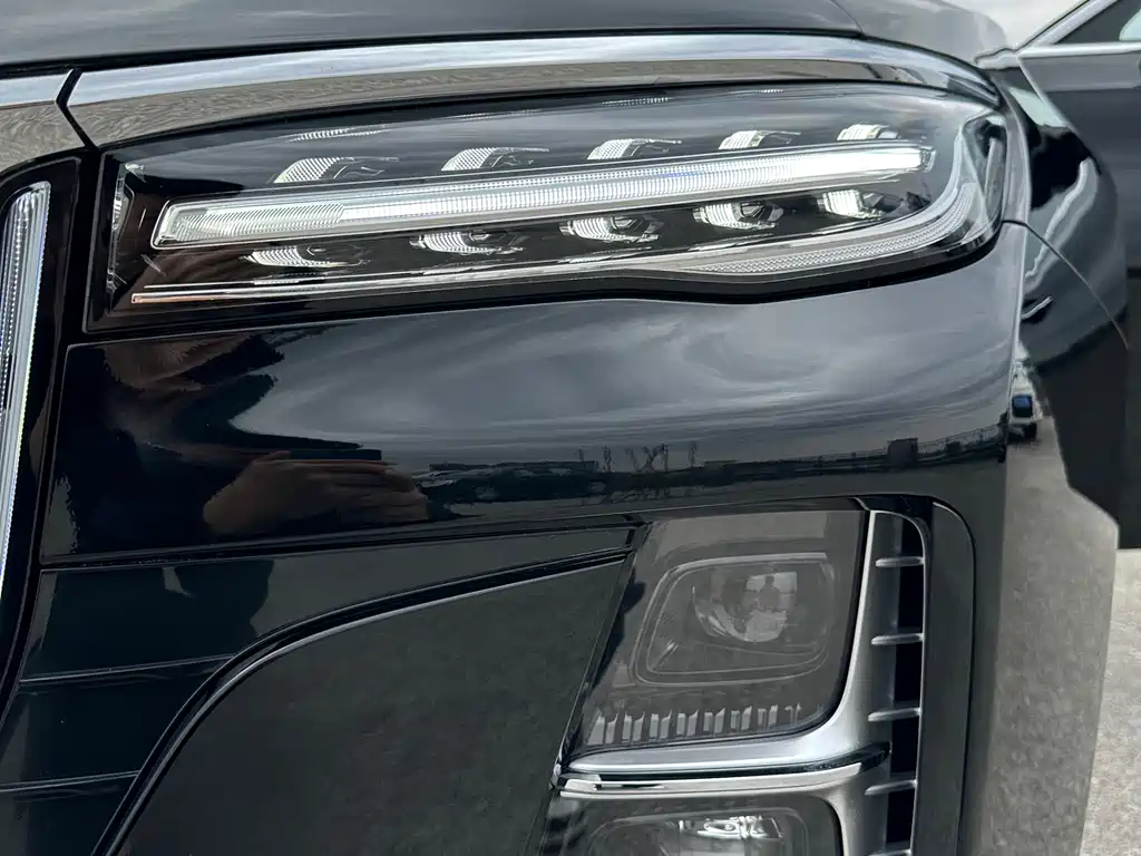 Hongqi H5 2023 2.0T Automatic Intelligent Connected Flag Edition купить на сайте DeffCars