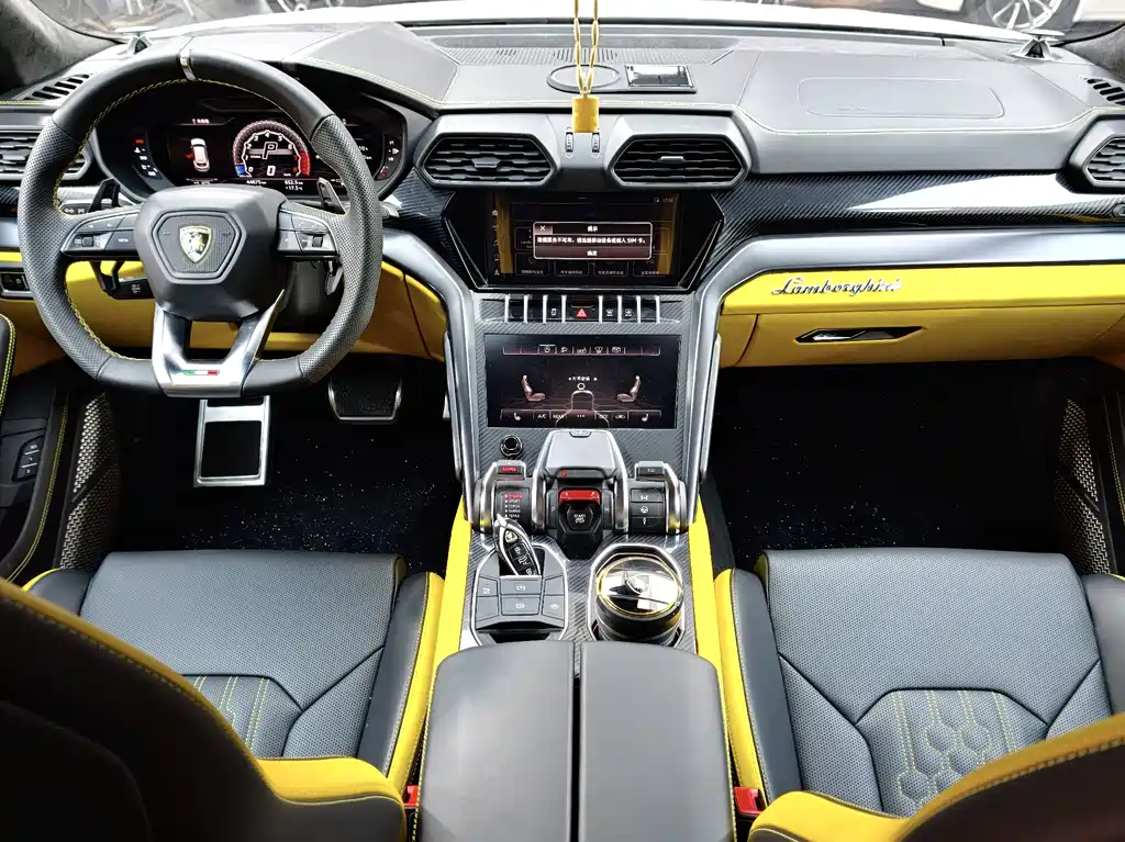 Urus 2021 4.0T V8 купить на сайте DeffCars