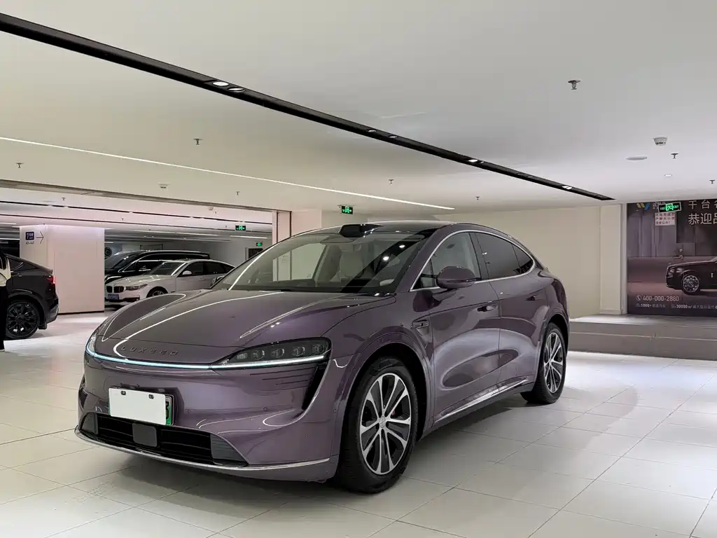 Zhijie R7 2024 pure electric 736km UItra купить на сайте DeffCars
