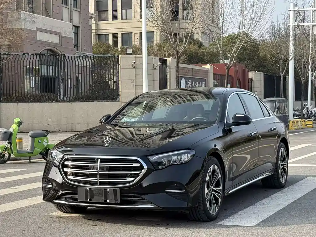 Mercedes-Benz E-Class New Energy 2024 E 350 e L plug-in hybrid sedan купить на сайте DeffCars