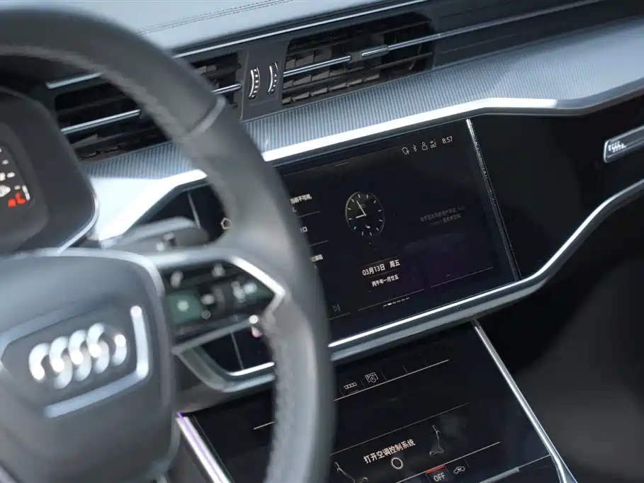 Audi A6L 2024 45 TFSI Premium Dynamic Model купить на сайте DeffCars