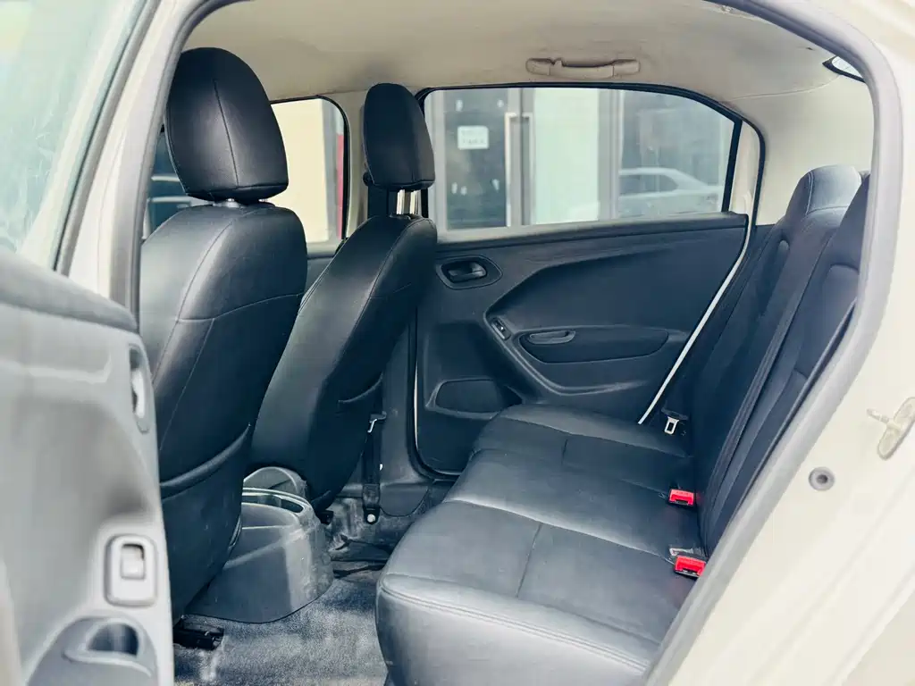 Peugeot 301 2016 1.6L automatic comfort version купить на сайте DeffCars