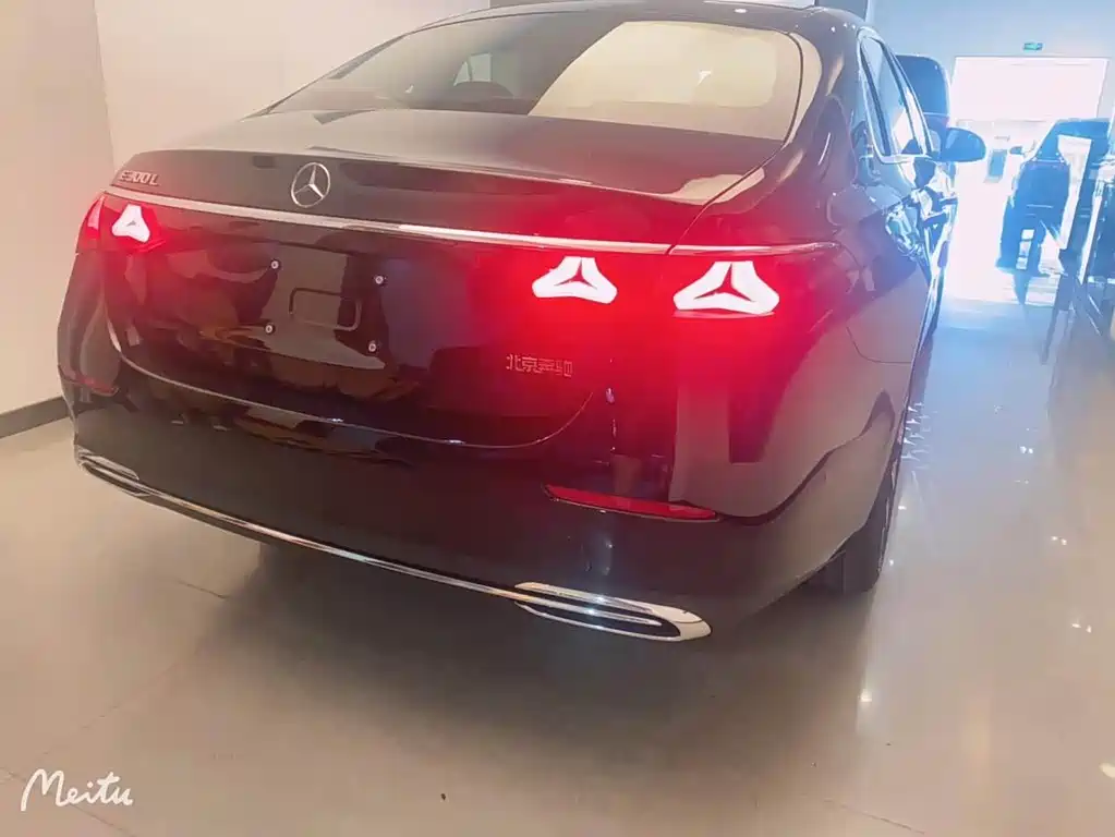 Mercedes-Benz E-Class 2026 E 300 L Luxury Model купить на сайте DeffCars