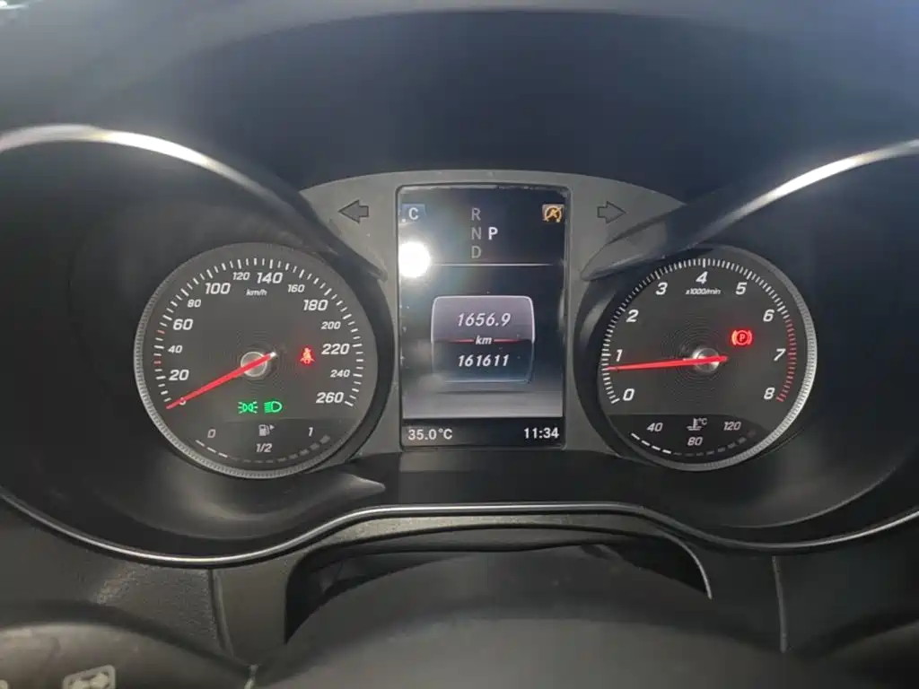 Mercedes GLC 2018 Modification 300 4MATIC Dynamic купить на сайте DeffCars