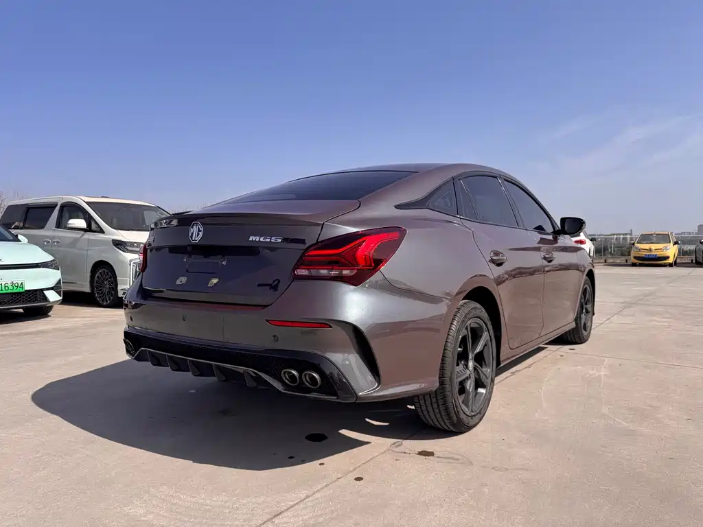 MG5 Scorpio 2022 1.5T Trophy Sports Luxury Edition купить на сайте DeffCars
