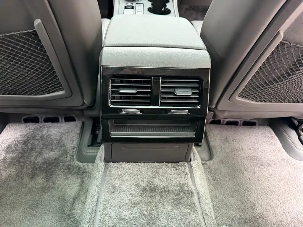 Touareg 2023 2.0TSI Ruishang Edition купить на сайте DeffCars
