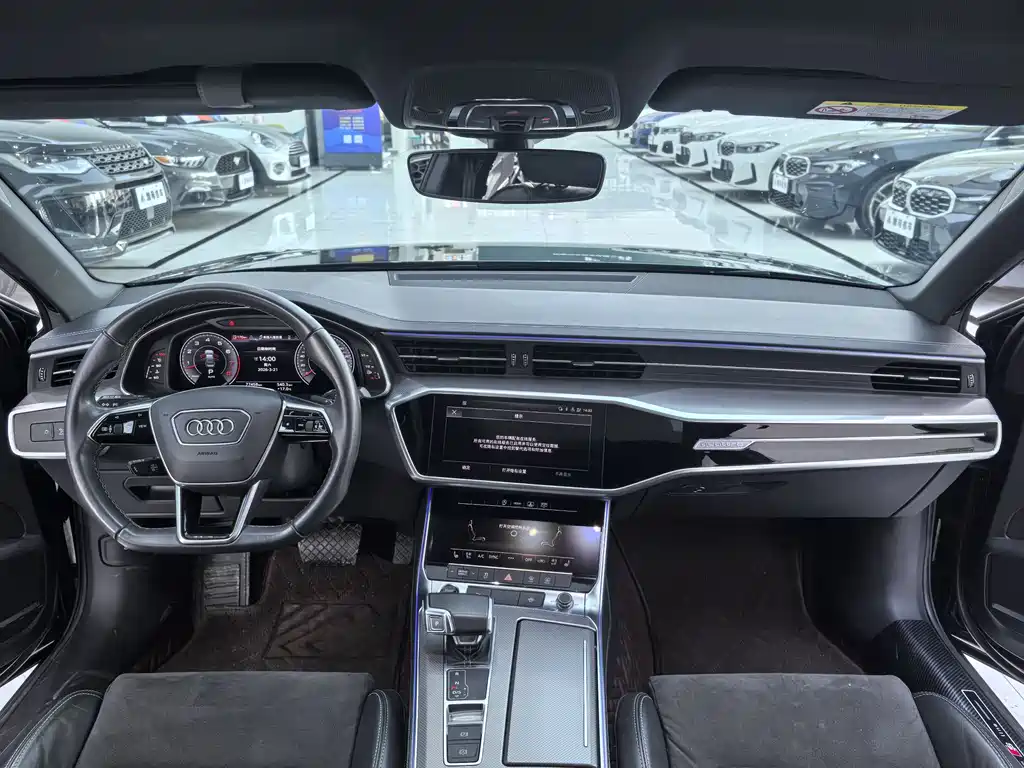 Audi A6L 2021 55 TFSI quattro exclusive dynamic model купить на сайте DeffCars
