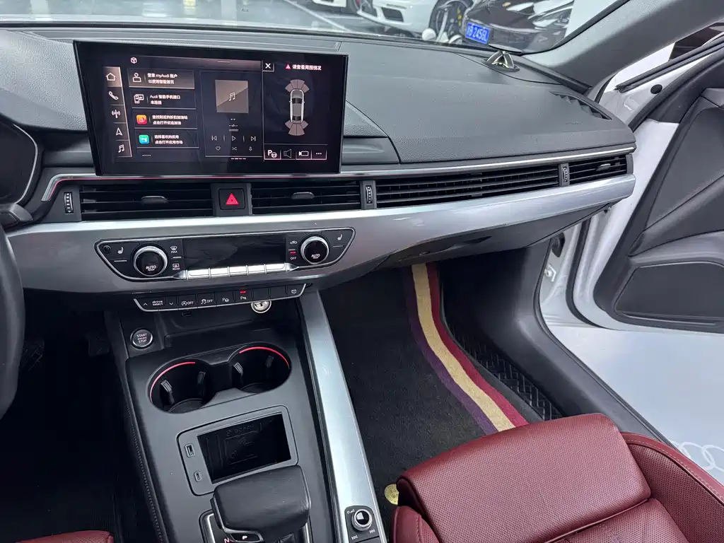 Audi A4L 2022 40 TFSI Fashionable and Dynamic купить на сайте DeffCars