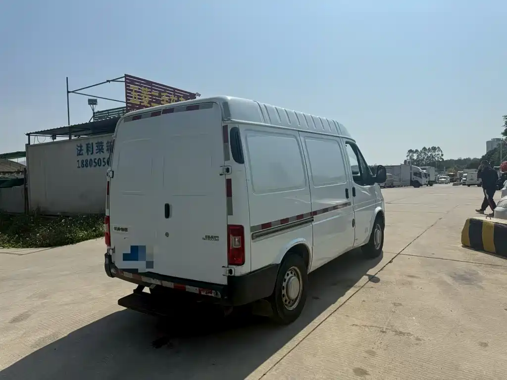 Teshun 2021 2.8T Space King Ordinary Model Short Axis Medium High Roof 3-Seater Diesel National VI JX493 купить на сайте DeffCars