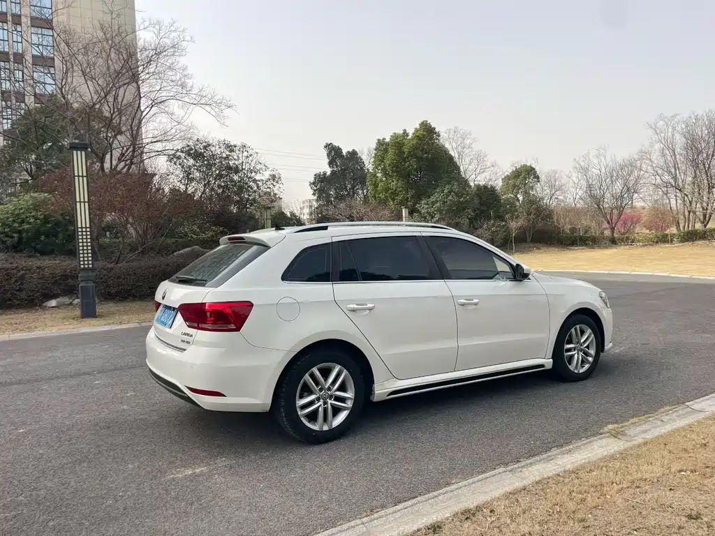 Langxing 2015 230TSI DSG Comfort Edition купить на сайте DeffCars