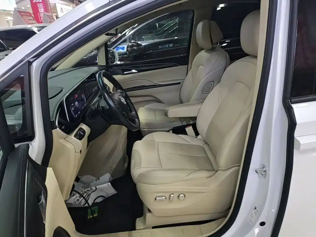 Buick GL8 2022 ES Lu Zun 653T Exclusive model купить на сайте DeffCars