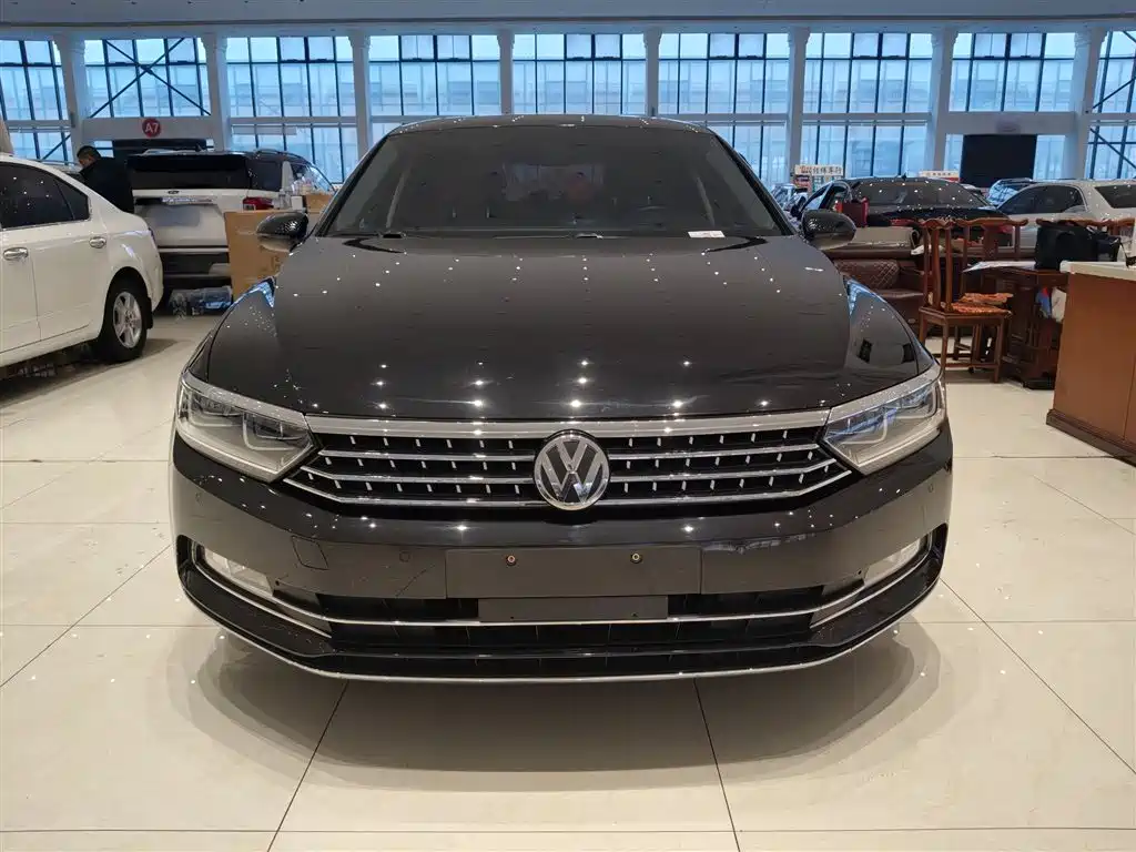 Magotan 2018 facelift 330TSI DSG luxury model купить на сайте DeffCars
