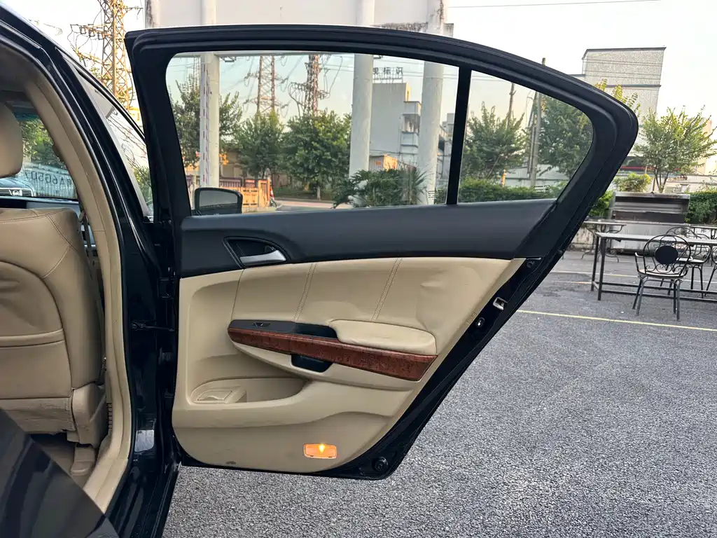 Accord 2011 2.0L EX купить на сайте DeffCars