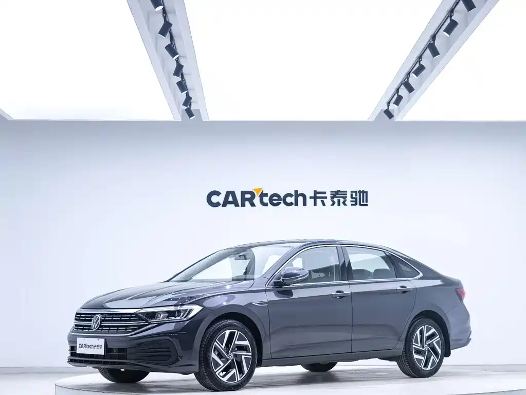 Sagitar 2025 facelift three 300TSI DSG transcendent version купить на сайте DeffCars