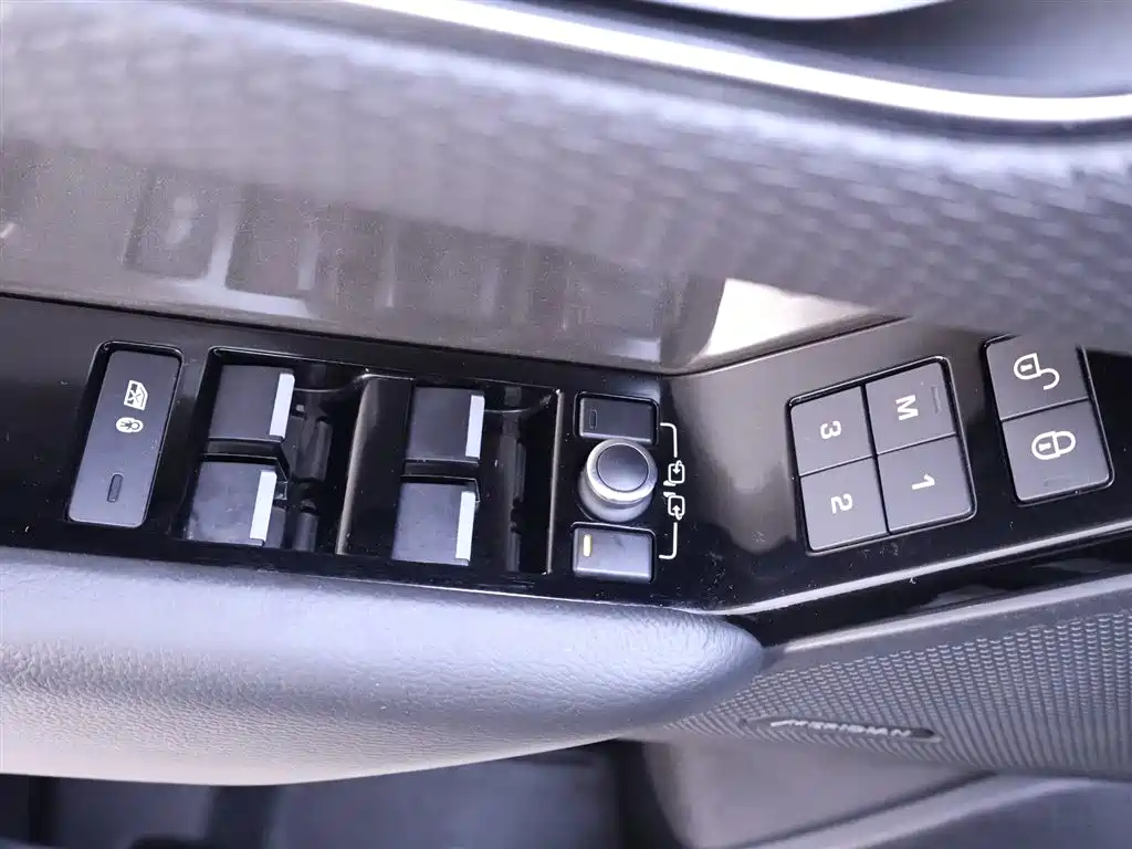 Range Rover Velar 2017 P380 S купить на сайте DeffCars