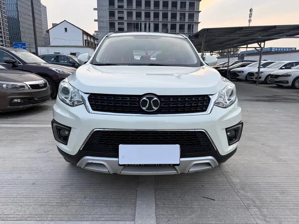 Saab X35 2016 1.5L automatic luxury version купить на сайте DeffCars
