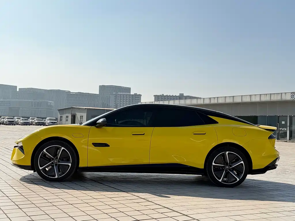 EMEYA 2024 model EMEYA S+ купить на сайте DeffCars