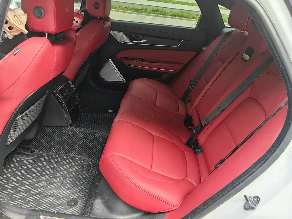 Jaguar XFL 2021 XFL 2.0T P250 four-wheel drive obsidian sports version купить на сайте DeffCars