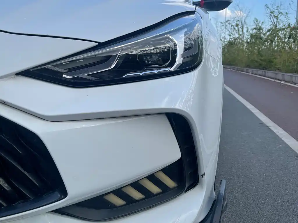 MG5 2021 180DVVT Manual Youth Deluxe Edition купить на сайте DeffCars