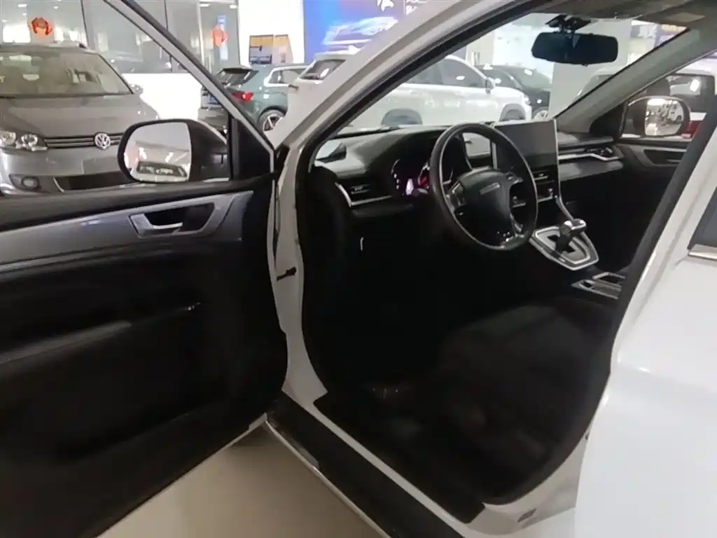 Haval M6 2021 PLUS 1.5T DCT Elite Intelligent Connected Model купить на сайте DeffCars