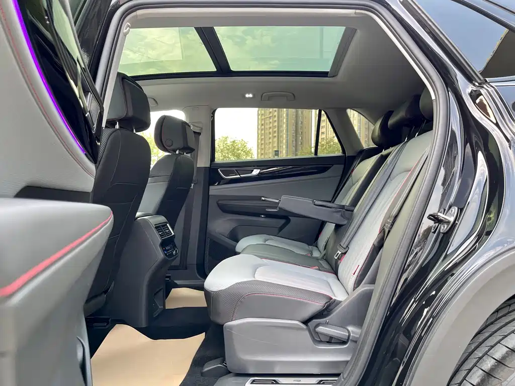 Touron 2024 Touron X 380TSI four-wheel drive Longxiang version купить на сайте DeffCars