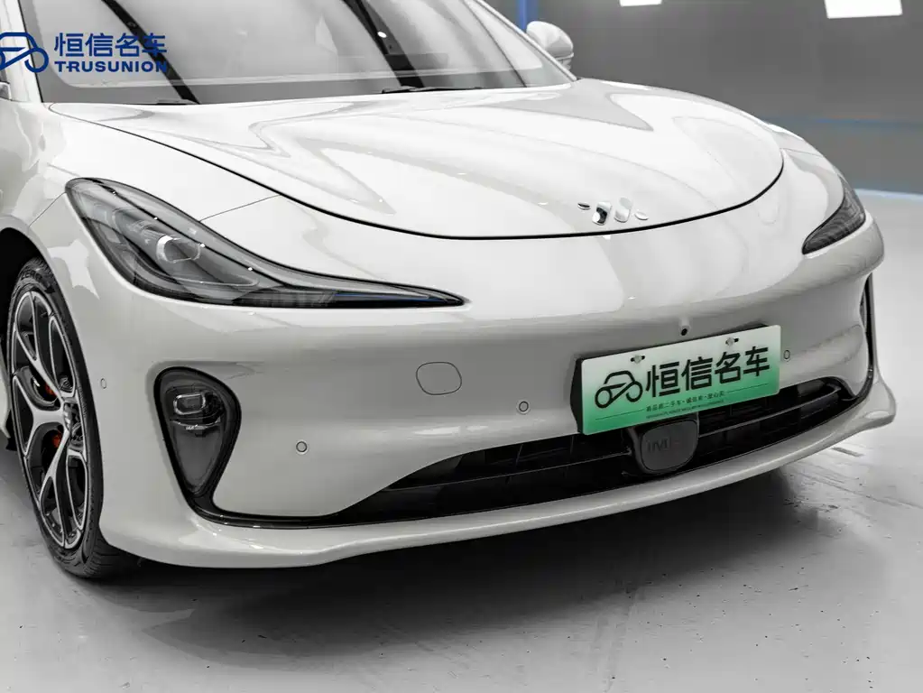 Zhiji L6 2025 Pro Max купить на сайте DeffCars