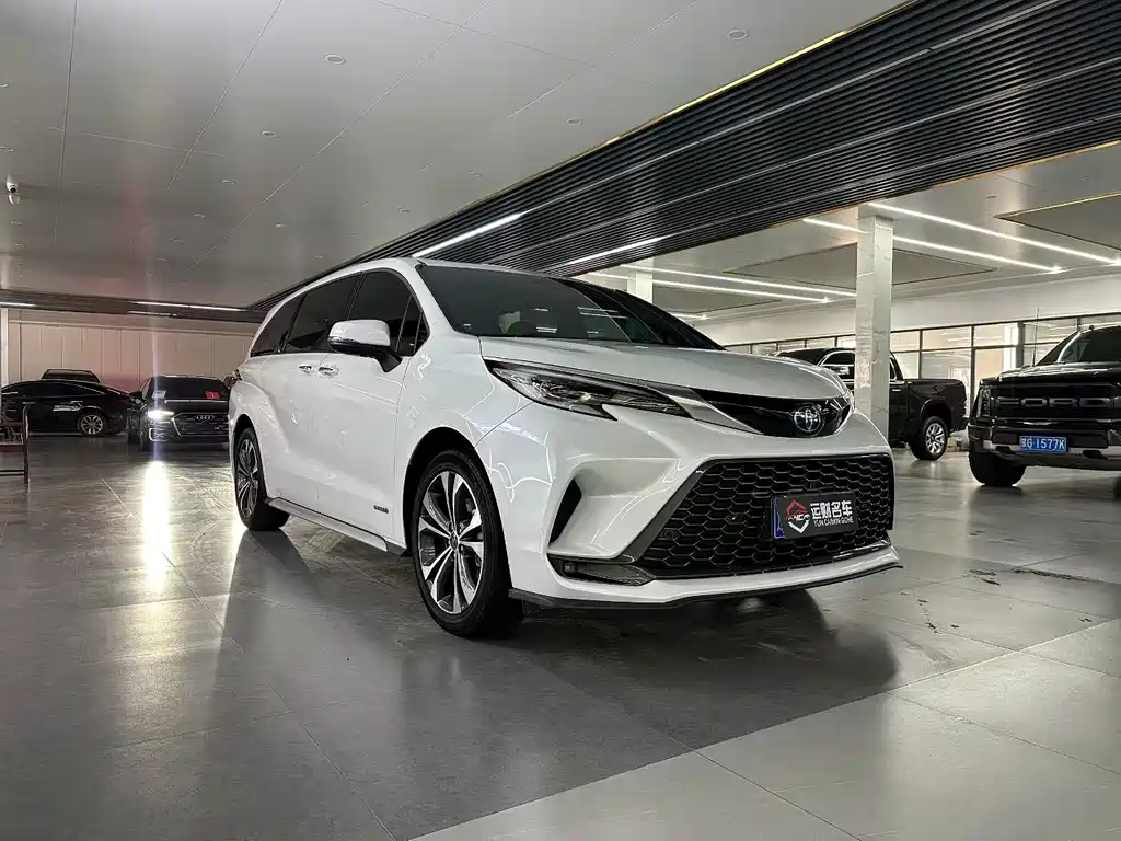 Grevia 2023 2.5L Hybrid Premium PLUS Edition купить на сайте DeffCars