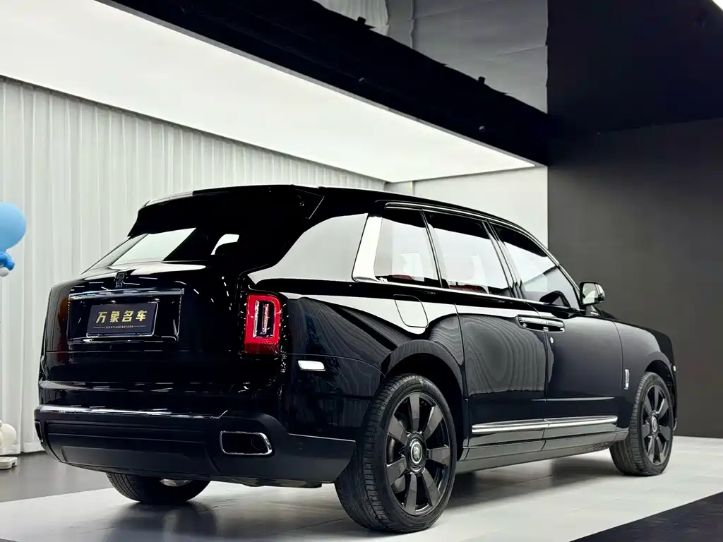 Cullinan 2018 five-seater version купить на сайте DeffCars
