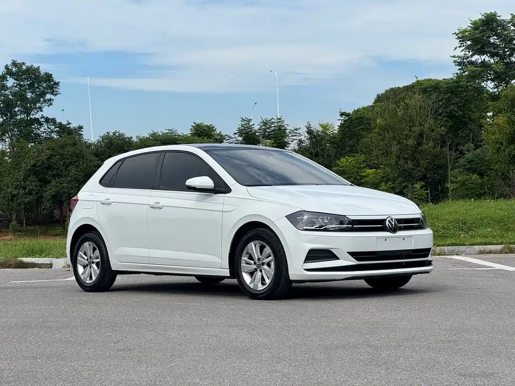 Polo 2023 Plus 1.5L Automatic Panoramic Enjoyment Edition купить на сайте DeffCars