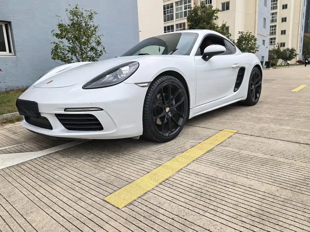 Porsche 718 2018 Cayman 2.0T купить на сайте DeffCars