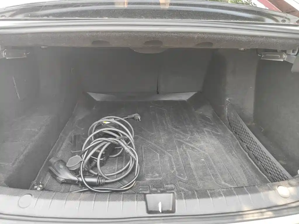 Qin PLUS 2024 Honor Edition DM-i 55KM Leading Type купить на сайте DeffCars