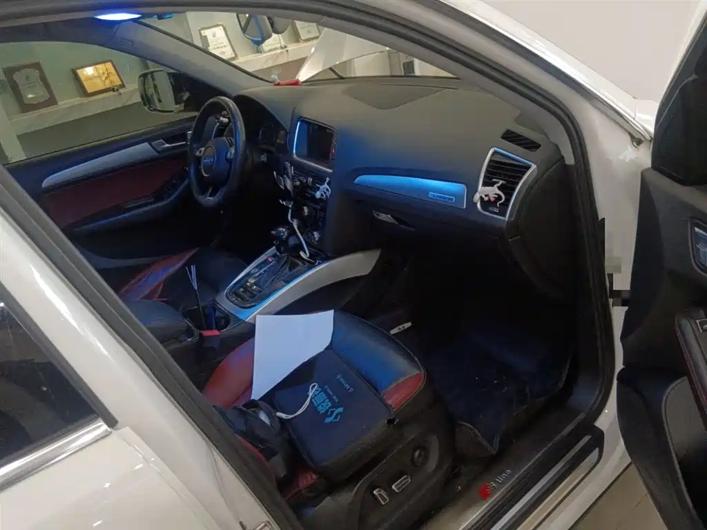 Audi Q5 2018 Collector's Edition 40 TFSI Technology купить на сайте DeffCars