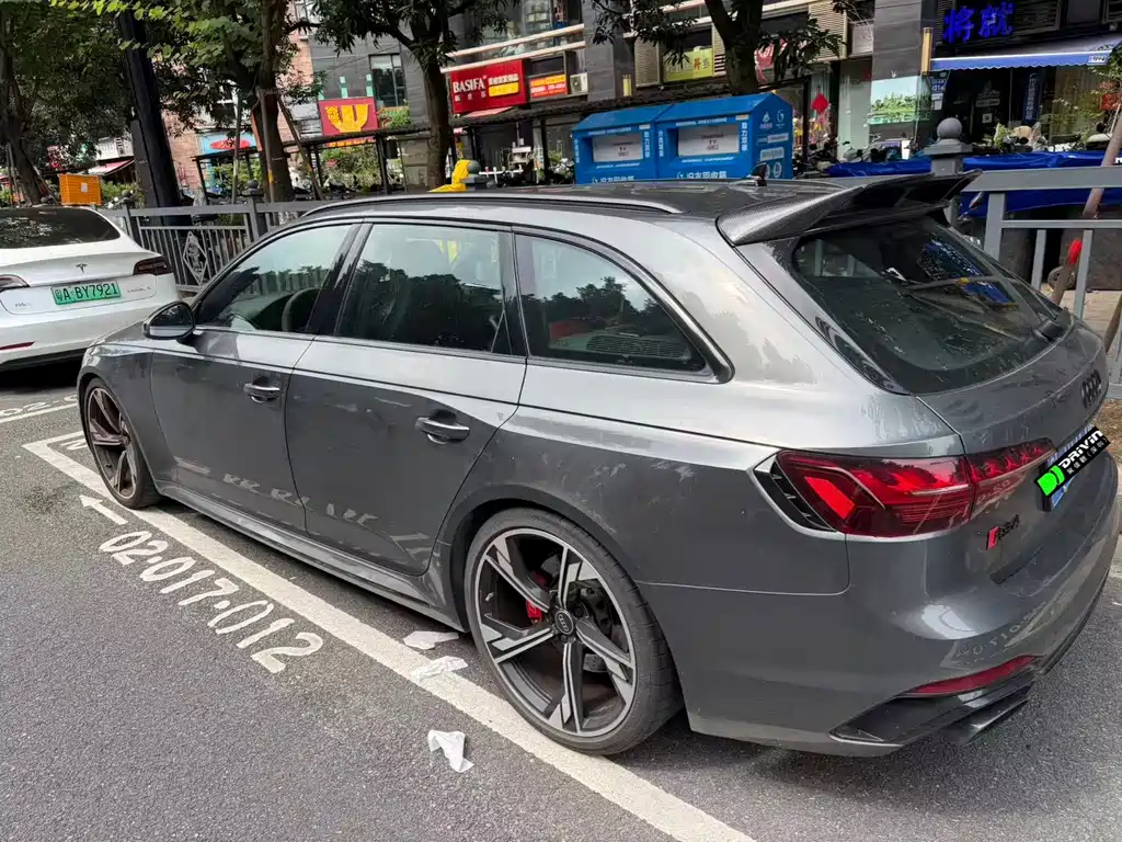 Audi RS 4 2021 RS4 Avant Dark Gold Edition купить на сайте DeffCars
