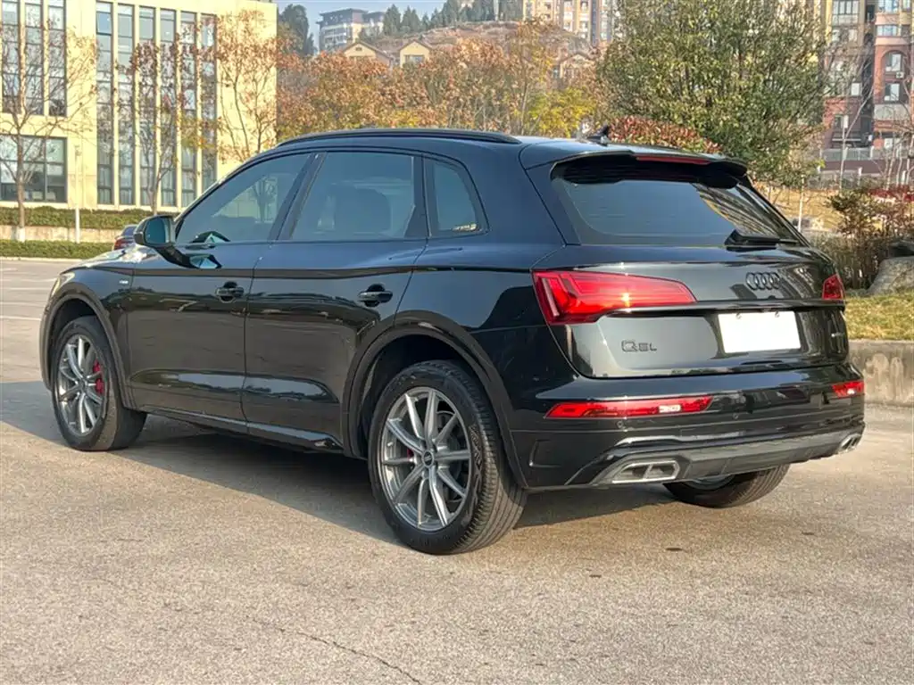 Audi Q5L 2022 facelift 45T luxury and dynamic model купить на сайте DeffCars