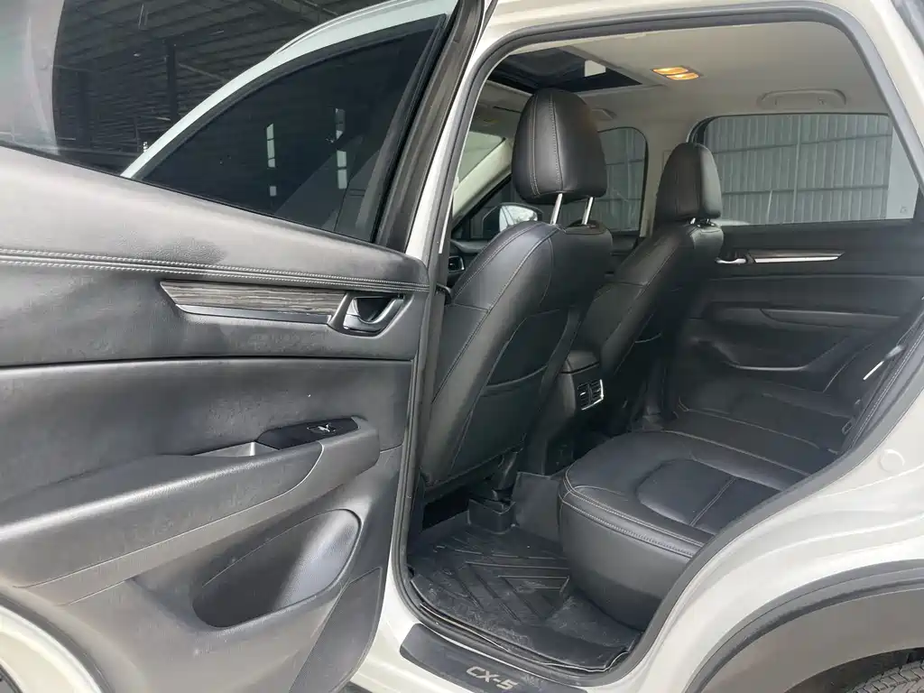 Mazda CX-5 2022 2.0L automatic two-wheel drive smart model купить на сайте DeffCars