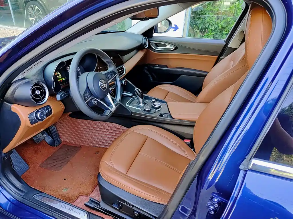 Giulia 2017 2.0T 200HP Deluxe Edition купить на сайте DeffCars
