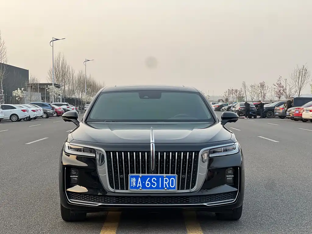 Hongqi H9 2020 2.0T Zhilian Flagship Edition купить на сайте DeffCars