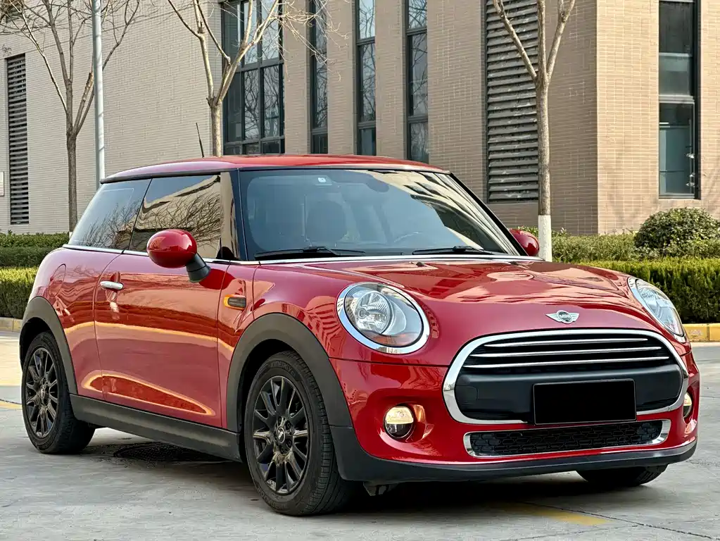 MINI 2018 1.5T ONE PLUS купить на сайте DeffCars