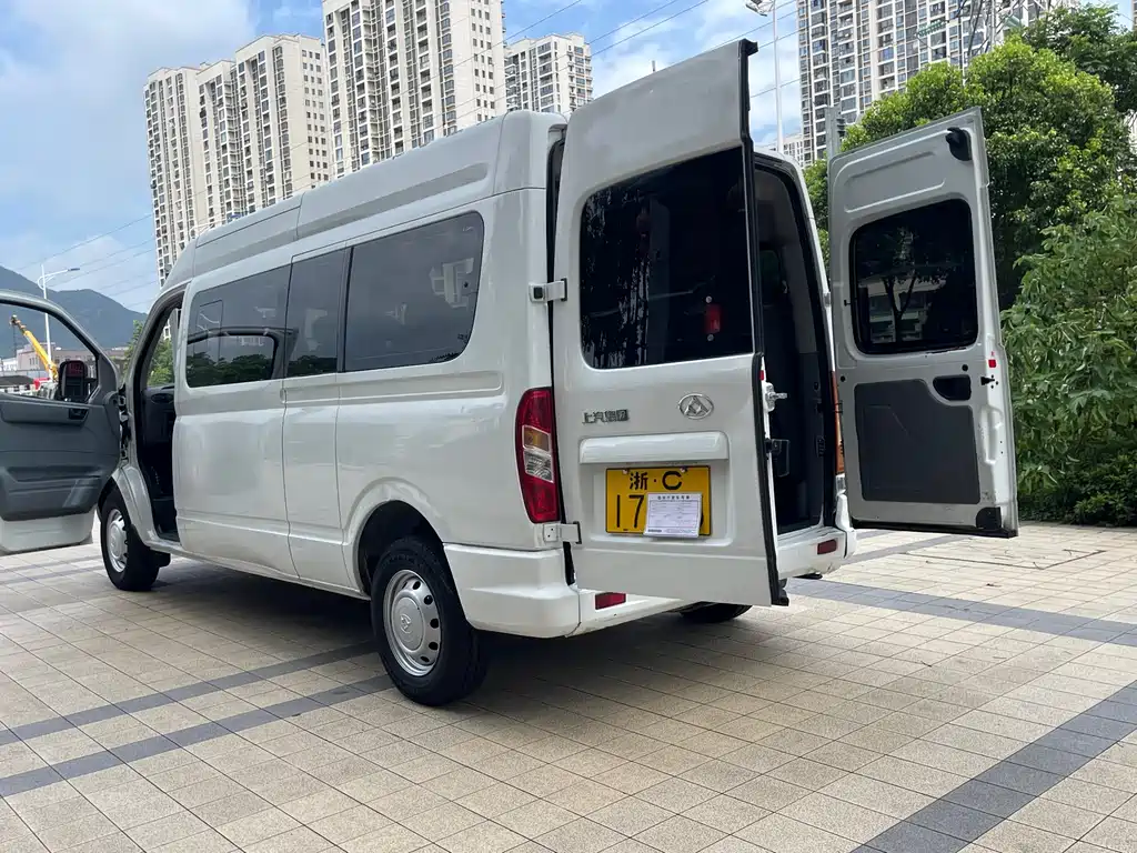 Xintu V80 2018 2.5T 6-speed manual Shangjie long axis mid-top 14/15/16 seats купить на сайте DeffCars