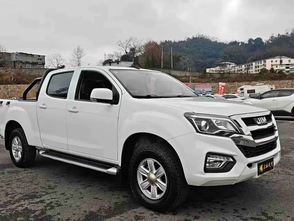 RE-MAX 2022 2.8T classic diesel four-wheel drive comfortable long-axle version JE493ZLQ6E купить на сайте DeffCars