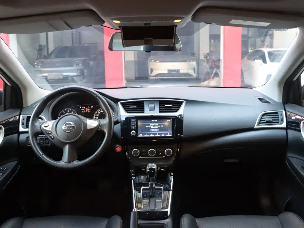 Sylphy 2018 1.6XV CVT Exclusive Edition купить на сайте DeffCars
